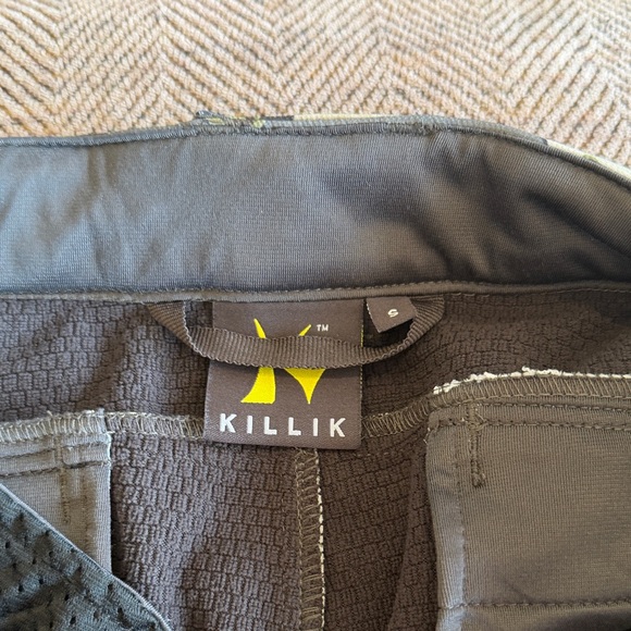 Camouflage Patterned Pants - Picture 2 of 4